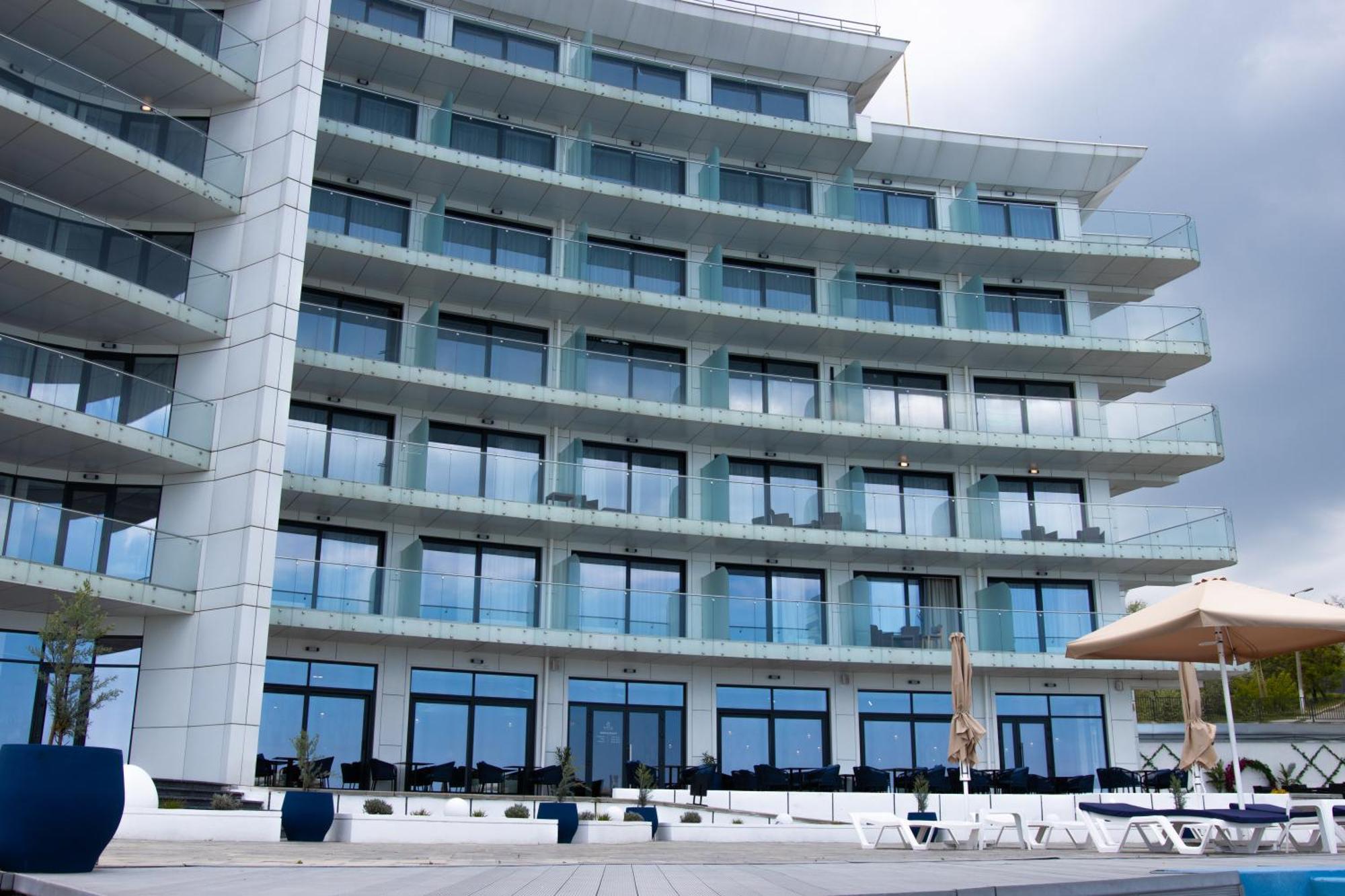 Отель Optima Collection Miramar Черноморск Экстерьер фото
